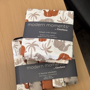Gerber Modern Moments Crib Sheet/Blankets
